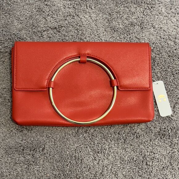 NWT Charming Charlie Red Orange Medium Clutch Bag Gold O Ring - Picture 1 of 4